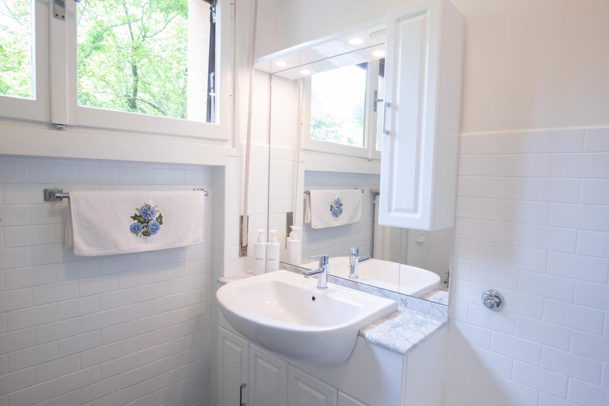 Serene Garden Getaway Cadenabbia Zimmer foto